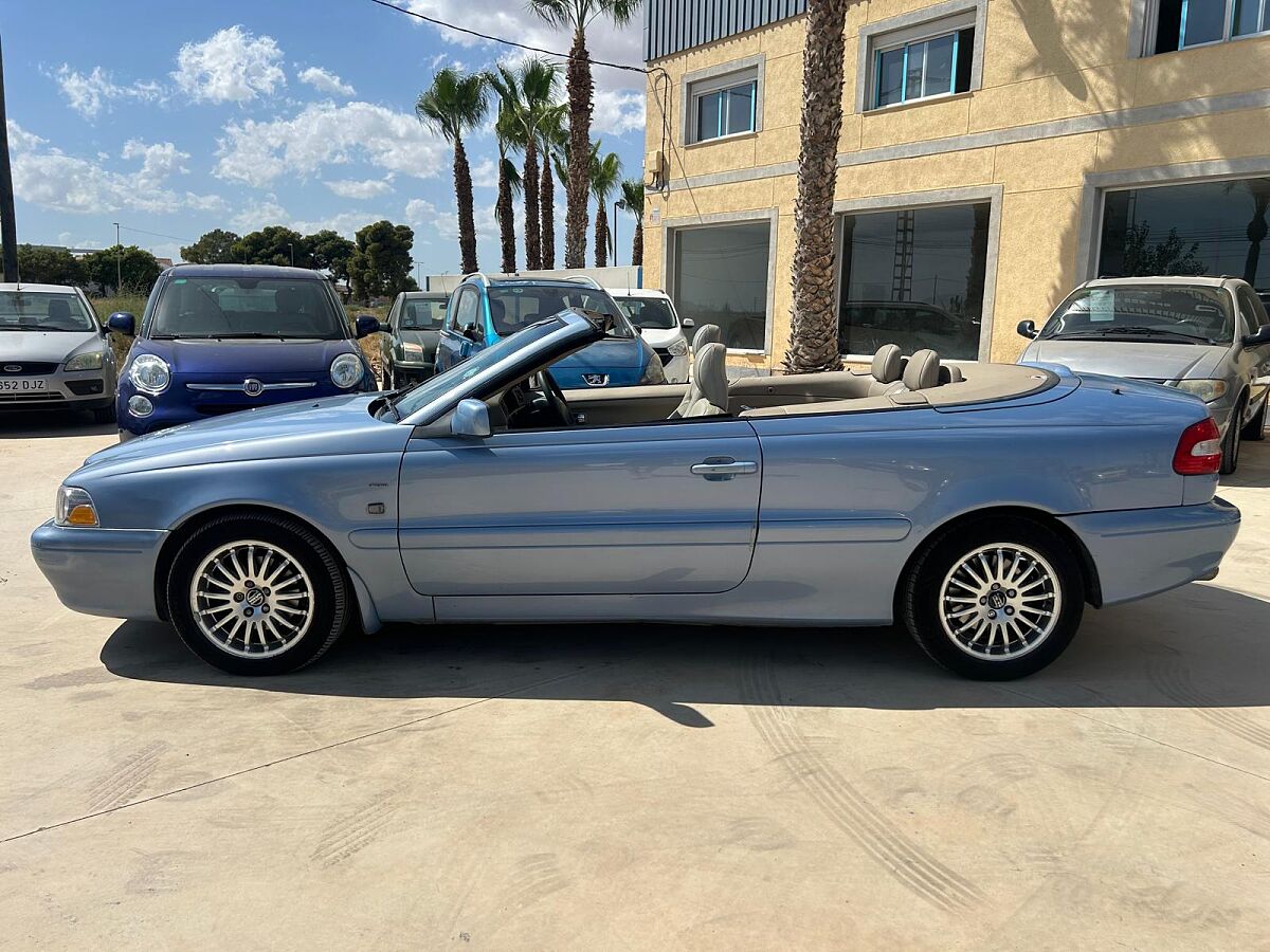 VOLVO C70 CONVERTIBLE 2.0 T AUTO LPG SPANISH RHD IN SPAIN 131000 MILES 2005